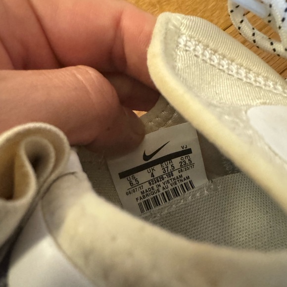 Nike LunarCharge Essential - Picture 4 of 4